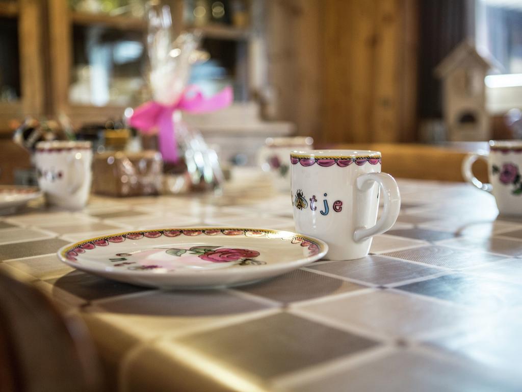 Luxurious Chalet In Oud Turnhout With Large Garden Villa Oud-Turnhout Ngoại thất bức ảnh